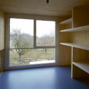 ArchitektInnen / KünstlerInnen: PPAG architects ztgmbh<br>Projekt: Haus in Zurndorf - PA 2 <br>Aufnahmedatum: 11/06<br>Format: 4x5'' C-Dia<br>Lieferformat: Dia-Duplikat, Scan 300 dpi<br>Bestell-Nummer: 12821/B<br>