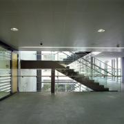 ArchitektInnen / KünstlerInnen: Michael Loudon<br>Projekt: Landeskrankenhaus Tulln <br>Aufnahmedatum: 10/08<br>Format: 4x5'' C-Dia<br>Lieferformat: Dia-Duplikat, Scan 300 dpi<br>Bestell-Nummer: 12894/A<br>