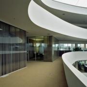 ArchitektInnen / KünstlerInnen: Henke Schreieck Architekten, Ursula Aichwalder<br>Projekt: Borealis Innovation Headquarters<br>Aufnahmedatum: 06/10<br>Format: 4x5'' C-Dia<br>Lieferformat: Scan 300 dpi<br>Bestell-Nummer: 13034/B<br>