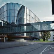 ArchitektInnen / KünstlerInnen: Henke Schreieck Architekten, Ursula Aichwalder<br>Projekt: Borealis Innovation Headquarters<br>Aufnahmedatum: 06/10<br>Format: 4x5'' C-Dia<br>Lieferformat: Scan 300 dpi<br>Bestell-Nummer: 13031/C<br>