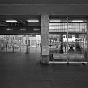 ArchitektInnen / KünstlerInnen: Heinrich Hrdlicka<br>Projekt: Südbahnhof<br>Aufnahmedatum: 01/91<br>Lieferformat: Dia-Duplikat, Scan 300 dpi<br>Bestell-Nummer: N2645/14<br>
