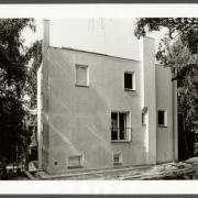 ArchitektInnen / KünstlerInnen: Hermann Czech<br>Projekt: Haus Schmidt<br>Aufnahmedatum: 07/83<br>Format: 24x36mm SW<br>Lieferformat: Scan 300 dpi<br>Bestell-Nummer: N2078/14<br>