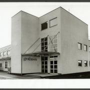 ArchitektInnen / KünstlerInnen: Gunther Wawrik<br>Projekt: Büro- und Lagergebäude Grothusen II<br>Aufnahmedatum: 11/82<br>Format: 24x36mm SW<br>Lieferformat: Scan 300 dpi<br>Bestell-Nummer: N2051/24<br>