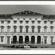 ArchitektInnen / KünstlerInnen: Domenico Egidio Rossi<br>Projekt: Liechtensteinsches Sommerpalais<br>Aufnahmedatum: 04/82<br>Format: 24x36mm SW<br>Lieferformat: Scan 300 dpi<br>Bestell-Nummer: N2020/29<br>