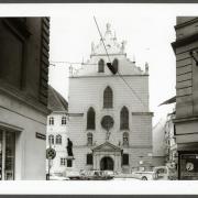 ArchitektInnen / KünstlerInnen: P. Daum Bonaventura<br>Projekt: Franziskanerkirche<br>Aufnahmedatum: 08/82<br>Format: 24x36mm SW<br>Lieferformat: Scan 300 dpi<br>Bestell-Nummer: N2080/15A<br>