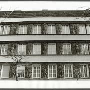 ArchitektInnen / KünstlerInnen: Ernst Lichtblau<br>Projekt: Wohnhaus Wattmanngasse<br>Aufnahmedatum: 03/83<br>Format: 24x36mm SW<br>Lieferformat: Scan 300 dpi<br>Bestell-Nummer: N2073/08<br>