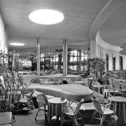 ArchitektInnen / KünstlerInnen: Oswald Haerdtl<br>Projekt: Volksgarten Restaurant Tanzcafé<br>Aufnahmedatum: 05/92<br>Format: 4x5'' SW<br>Lieferformat: Scan 300 dpi<br>Bestell-Nummer: N2688/06<br>