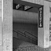 ArchitektInnen / KünstlerInnen: Heinrich Hrdlicka<br>Projekt: Südbahnhof<br>Aufnahmedatum: 11/91<br>Format: 4x5'' SW<br>Lieferformat: Scan 300 dpi<br>Bestell-Nummer: N2642/03<br>