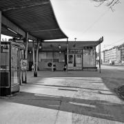 Projekt: Südtiroler Platz - Busbahnhof und Wohnbauten<br>Aufnahmedatum: 08/92<br>Format: 4x5'' SW<br>Lieferformat: Scan 300 dpi<br>Bestell-Nummer: N2639/15<br>
