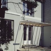 ArchitektInnen / KünstlerInnen: Oskar Wlach<br>Projekt: Wiener Werkbundsiedlung Bauteil Wlach<br>Aufnahmedatum: 07/85<br>Format: 4x5'' C-Dia<br>Lieferformat: Scan 300 dpi<br>Bestell-Nummer: 618/06<br>