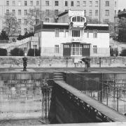 ArchitektInnen / KünstlerInnen: Otto Wagner<br>Projekt: Staustufe Kaiserbad Schützenhaus<br>Aufnahmedatum: 04/82<br>Format: 24x36mm SW<br>Lieferformat: Scan 300 dpi<br>Bestell-Nummer: N2018/26<br>
