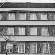 ArchitektInnen / KünstlerInnen: Ernst Lichtblau<br>Projekt: Wohnhaus Wattmanngasse<br>Aufnahmedatum: 03/83<br>Format: 24x36mm SW<br>Lieferformat: Scan 300 dpi<br>Bestell-Nummer: N2073/08<br>