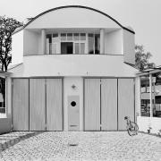ArchitektInnen / KünstlerInnen: Heinz Tesar<br>Projekt: Feuerwehrzentrale Perchtoldsdorf<br>Aufnahmedatum: 03/83<br>Format: 24x36mm SW<br>Lieferformat: Scan 300 dpi<br>Bestell-Nummer: N2074/20<br>