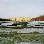 ArchitektInnen / KünstlerInnen: Johann Bernhard Fischer von Erlach<br>Projekt: Schloss Schönbrunn<br>Aufnahmedatum: 08/86<br>Format: 4x5'' C-Neg<br>Lieferformat: Scan 300 dpi<br>Bestell-Nummer: N1149/09<br>