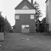 ArchitektInnen / KünstlerInnen: Roland Hagmüller<br>Projekt: Haus Dr. Porpaczy<br>Aufnahmedatum: 01/88<br>Format: 24x36mm SW<br>Lieferformat: Scan 300 dpi<br>Bestell-Nummer: N1296/21A<br>