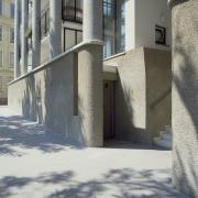 ArchitektInnen / KünstlerInnen: Anton Schweighofer<br>Projekt: Wohnhausanlage Muthsamgasse<br>Aufnahmedatum: 05/90<br>Format: 4x5'' C-Dia<br>Lieferformat: Scan 300 dpi<br>Bestell-Nummer: 408/07<br>