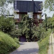 ArchitektInnen / KünstlerInnen: Szyszkowitz · Kowalski<br>Projekt: Grünes Haus / Haus Zusertal<br>Aufnahmedatum: 05/90<br>Format: 4x5'' C-Dia<br>Lieferformat: Scan 300 dpi<br>Bestell-Nummer: 540/02<br>