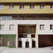 ArchitektInnen / KünstlerInnen: Wilhelm Holzbauer<br>Projekt: Wohnhausanlage ''Wohnen morgen'', Wien<br>Aufnahmedatum: 09/86<br>Format: 4x5'' C-Dia<br>Lieferformat: Scan 300 dpi<br>Bestell-Nummer: 583/09<br>