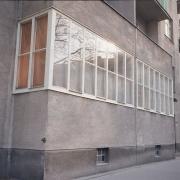 ArchitektInnen / KünstlerInnen: Hans Glaser, Ernst Lichtblau, Karl Scheffel<br>Projekt: Paul-Speiser-Hof<br>Aufnahmedatum: 10/93<br>Format: 4x5'' C-Dia<br>Lieferformat: Scan 300 dpi<br>Bestell-Nummer: 1598/09<br>