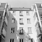 ArchitektInnen / KünstlerInnen: Johann Georg Gsteu<br>Projekt: Wohnhausanlage Matthäusgasse<br>Aufnahmedatum: 08/85<br>Format: 24x36mm SW<br>Lieferformat: Scan 300 dpi<br>Bestell-Nummer: N842/35<br>