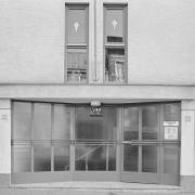 ArchitektInnen / KünstlerInnen: Rudolf Lamprecht<br>Projekt: Wohnhausanlage Linzer Straße<br>Aufnahmedatum: 08/85<br>Format: 24x36mm SW<br>Lieferformat: Scan 300 dpi<br>Bestell-Nummer: N848/28A<br>