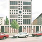 ArchitektInnen / KünstlerInnen: Rudolf Schwarz<br>Projekt: Neue Matzleinsdorfer Kirche, Kirche St. Florian<br>Aufnahmedatum: 05/91<br>Format: 4x5'' C-Neg<br>Lieferformat: Scan 300 dpi<br>Bestell-Nummer: N1872/05<br>
