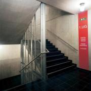 ArchitektInnen / KünstlerInnen: Albert Wimmer, Schuster Architekten GmbH<br>Projekt: Stadion Salzburg<br>Aufnahmedatum: 05/03<br>Format: 4x5'' C-Dia<br>Lieferformat: Dia-Duplikat, Scan 300 dpi<br>Bestell-Nummer: 11726/B<br>