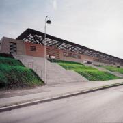 ArchitektInnen / KünstlerInnen: Albert Wimmer, Schuster Architekten GmbH<br>Projekt: Stadion Salzburg<br>Aufnahmedatum: 05/03<br>Format: 4x5'' C-Dia<br>Lieferformat: Dia-Duplikat, Scan 300 dpi<br>Bestell-Nummer: 11723/B<br>
