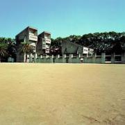 ArchitektInnen / KünstlerInnen: Arata Isozaki<br>Projekt: Iwata Hauptschule<br>Aufnahmedatum: 11/02<br>Format: 4x5'' C-Dia<br>Lieferformat: Dia-Duplikat, Scan 300 dpi<br>Bestell-Nummer: 7959/B<br>