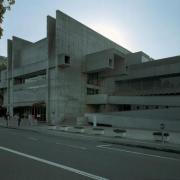 ArchitektInnen / KünstlerInnen: Arata Isozaki<br>Projekt: Art Plaza<br>Aufnahmedatum: 11/02<br>Format: 4x5'' C-Dia<br>Lieferformat: Dia-Duplikat, Scan 300 dpi<br>Bestell-Nummer: 7961/B<br>