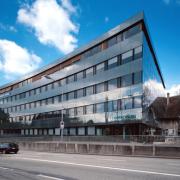 ArchitektInnen / KünstlerInnen: Herzog & de Meuron Architekten BSA/SIA/ETH<br>Projekt: Wohn- und Geschäftshaus Solothurn<br>Aufnahmedatum: 04/01<br>Format: 4x5'' C-Dia<br>Lieferformat: Dia-Duplikat, Scan 300 dpi<br>Bestell-Nummer: 10416/A<br>