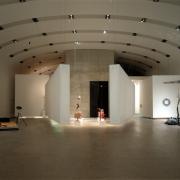 ArchitektInnen / KünstlerInnen: Berger+Parkkinen Architekten<br>Projekt: 'Eine barocke Party' - Ausstellung Kunsthalle Wien<br>Aufnahmedatum: 05/01<br>Format: 4x5'' C-Dia<br>Lieferformat: Dia-Duplikat, Scan 300 dpi<br>Bestell-Nummer: 10517/B<br>