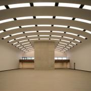 ArchitektInnen / KünstlerInnen: O&O Baukunst Ziviltechniker GesmbH<br>Projekt: MuseumsQuartier Wien - Kunsthalle<br>Aufnahmedatum: 02/01<br>Format: 4x5'' C-Dia<br>Lieferformat: Dia-Duplikat, Scan 300 dpi<br>Bestell-Nummer: 10228/B<br>