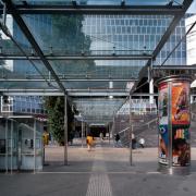 ArchitektInnen / KünstlerInnen: Timo Huber<br>Projekt: Platzgestaltung Tandlerplatz<br>Aufnahmedatum: 01/01<br>Format: 4x5'' C-Dia<br>Lieferformat: Dia-Duplikat, Scan 300 dpi<br>Bestell-Nummer: 10207/A<br>