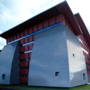 ArchitektInnen / KünstlerInnen: Szyszkowitz · Kowalski<br>Projekt: Kulturhaus St. Ulrich<br>Aufnahmedatum: 11/00<br>Format: 4x5'' C-Dia<br>Lieferformat: Dia-Duplikat, Scan 300 dpi<br>Bestell-Nummer: 10099/A<br>