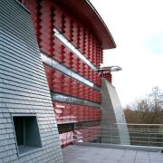 ArchitektInnen / KünstlerInnen: Szyszkowitz · Kowalski<br>Projekt: Kulturhaus St. Ulrich<br>Aufnahmedatum: 11/00<br>Format: 4x5'' C-Dia<br>Lieferformat: Dia-Duplikat, Scan 300 dpi<br>Bestell-Nummer: 10101/A<br>