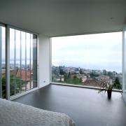 ArchitektInnen / KünstlerInnen: Giorgio Tognola, Michele Tognola<br>Projekt: Haus M.<br>Aufnahmedatum: 10/00<br>Format: 4x5'' C-Dia<br>Lieferformat: Dia-Duplikat, Scan 300 dpi<br>Bestell-Nummer: 10082/C<br>