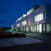 ArchitektInnen / KünstlerInnen: Barkow Leibinger<br>Projekt: Laserfabrik Haas<br>Aufnahmedatum: 09/00<br>Format: 4x5'' C-Dia<br>Lieferformat: Dia-Duplikat, Scan 300 dpi<br>Bestell-Nummer: 10009/D<br>