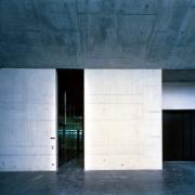 ArchitektInnen / KünstlerInnen: Barkow Leibinger<br>Projekt: Laserfabrik Haas<br>Aufnahmedatum: 09/00<br>Format: 4x5'' C-Dia<br>Lieferformat: Dia-Duplikat, Scan 300 dpi<br>Bestell-Nummer: 10011/C<br>