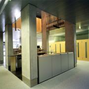 ArchitektInnen / KünstlerInnen: Boris Podrecca<br>Projekt: Erste Bank<br>Aufnahmedatum: 08/00<br>Format: 4x5'' C-Dia<br>Lieferformat: Dia-Duplikat, Scan 300 dpi<br>Bestell-Nummer: 9948/B<br>