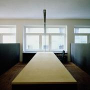 ArchitektInnen / KünstlerInnen: Rainer Köberl<br>Projekt: Büroraum Fa. Halotech<br>Aufnahmedatum: 03/96<br>Format: 4x5'' C-Dia<br>Lieferformat: Dia-Duplikat, Scan 300 dpi<br>Bestell-Nummer: 6096/D<br>