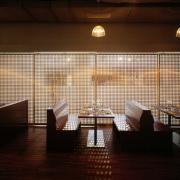 ArchitektInnen / KünstlerInnen: Heinz Lutter<br>Projekt: Restaurant centraal snack<br>Aufnahmedatum: 05/00<br>Format: 4x5'' C-Dia<br>Lieferformat: Dia-Duplikat, Scan 300 dpi<br>Bestell-Nummer: 9586/D<br>