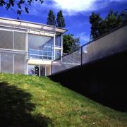 ArchitektInnen / KünstlerInnen: Rudolf Prohazka<br>Projekt: EF Sievering<br>Aufnahmedatum: 05/95<br>Format: 4x5'' C-Dia<br>Lieferformat: Dia-Duplikat, Scan 300 dpi<br>Bestell-Nummer: 5453/D<br>