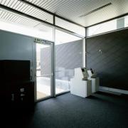 ArchitektInnen / KünstlerInnen: Schluder - Kastner<br>Projekt: Bank Austria<br>Aufnahmedatum: 04/98<br>Format: 4x5'' C-Dia<br>Lieferformat: Dia-Duplikat, Scan 300 dpi<br>Bestell-Nummer: 7953/B<br>