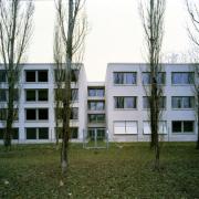 ArchitektInnen / KünstlerInnen: Adolf Krischanitz<br>Projekt: Lauder-Chabad-Campus<br>Aufnahmedatum: 02/00<br>Format: 4x5'' C-Dia<br>Lieferformat: Dia-Duplikat, Scan 300 dpi<br>Bestell-Nummer: 9446/B<br>