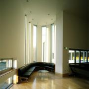 ArchitektInnen / KünstlerInnen: Heinz Tesar<br>Projekt: Museum Sammlung Essl<br>Aufnahmedatum: 12/99<br>Format: 4x5'' C-Dia<br>Lieferformat: Dia-Duplikat, Scan 300 dpi<br>Bestell-Nummer: 9365/D<br>