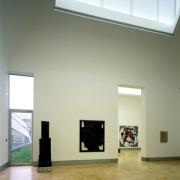 ArchitektInnen / KünstlerInnen: Heinz Tesar<br>Projekt: Museum Sammlung Essl<br>Aufnahmedatum: 12/99<br>Format: 4x5'' C-Dia<br>Lieferformat: Dia-Duplikat, Scan 300 dpi<br>Bestell-Nummer: 9359/A<br>