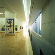 ArchitektInnen / KünstlerInnen: Heinz Tesar<br>Projekt: Museum Sammlung Essl<br>Aufnahmedatum: 12/99<br>Format: 4x5'' C-Dia<br>Lieferformat: Dia-Duplikat, Scan 300 dpi<br>Bestell-Nummer: 9361/C<br>