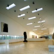 ArchitektInnen / KünstlerInnen: Heinz Tesar<br>Projekt: Museum Sammlung Essl<br>Aufnahmedatum: 12/99<br>Format: 4x5'' C-Dia<br>Lieferformat: Dia-Duplikat, Scan 300 dpi<br>Bestell-Nummer: 9363/A<br>