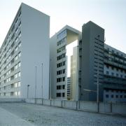 ArchitektInnen / KünstlerInnen: Margarethe Cufer<br>Projekt: Donau City Bauteil Cufer & Partner<br>Aufnahmedatum: 08/99<br>Format: 4x5'' C-Dia<br>Lieferformat: Dia-Duplikat, Scan 300 dpi<br>Bestell-Nummer: 9043/C<br>